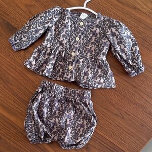 kate quinn Pink and Gray Floral Peplum Button-Front Top with Bloomers